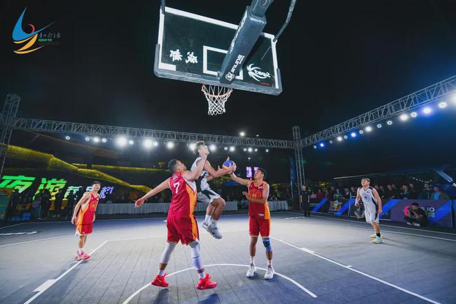 高水平女子篮球巡回赛激烈角逐,提升竞技水平的简单介绍 高水平女子篮球巡回赛激烈角逐,提升竞技水平的简单介绍