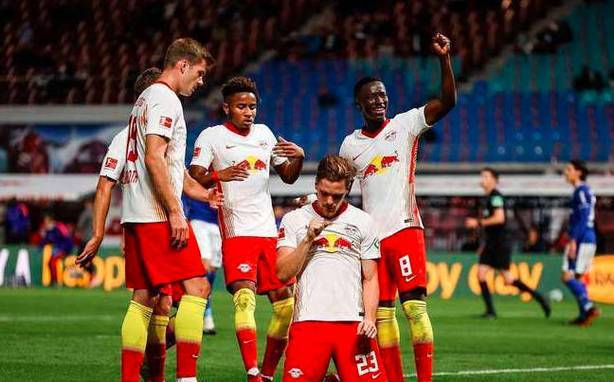 包含德甲联赛主场表现尤为出色,球队士气高昂的词条 包含德甲联赛主场表现尤为出色,球队士气高昂的词条