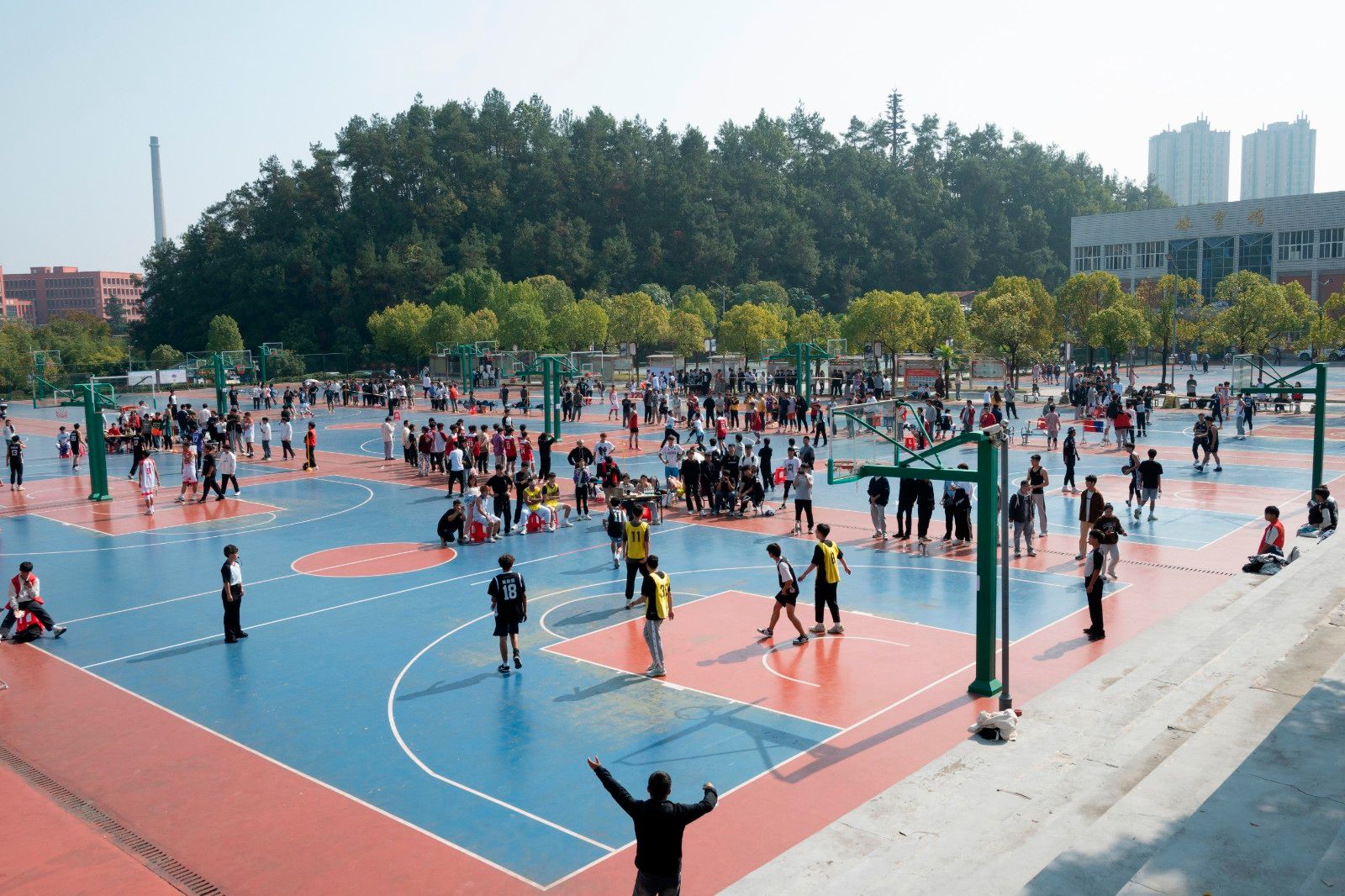 LEYU SPORTS中国官方网站-关于篮球赛事志愿者服务体系全面优化，提升赛场形象的信息