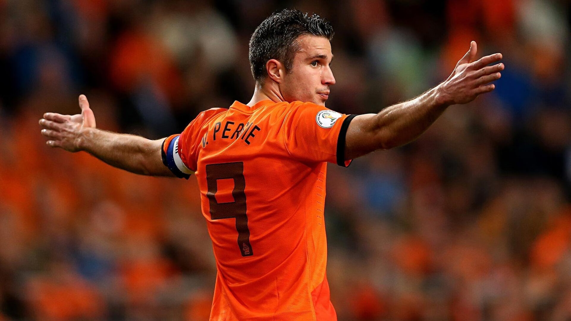 乐鱼体育-奥尔良主场遭遇失利，球队遇挫，欧战资格或岌岌可危，奥尔良党