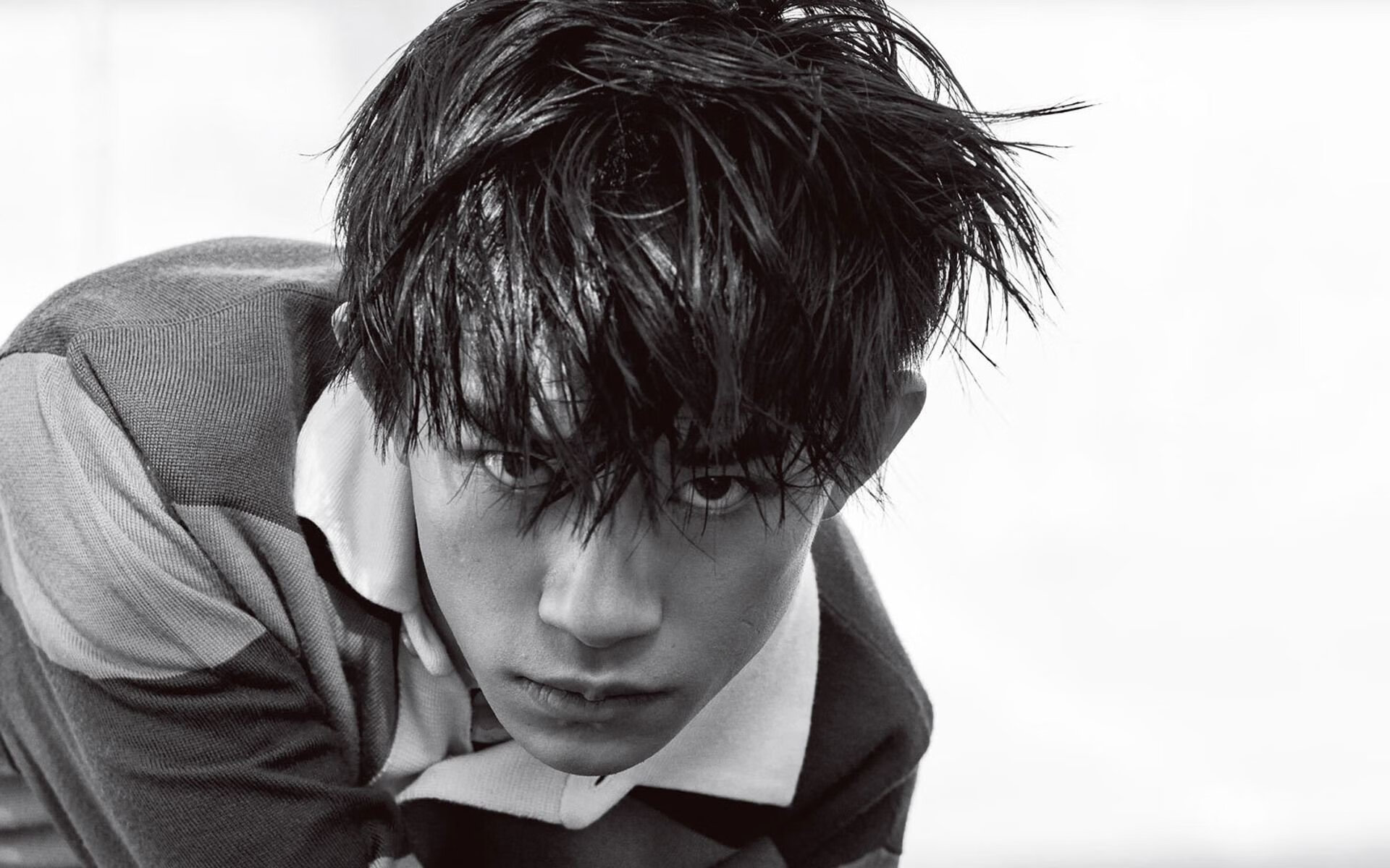 体育科技展会上多款智能穿戴设备亮相，智能体育装备