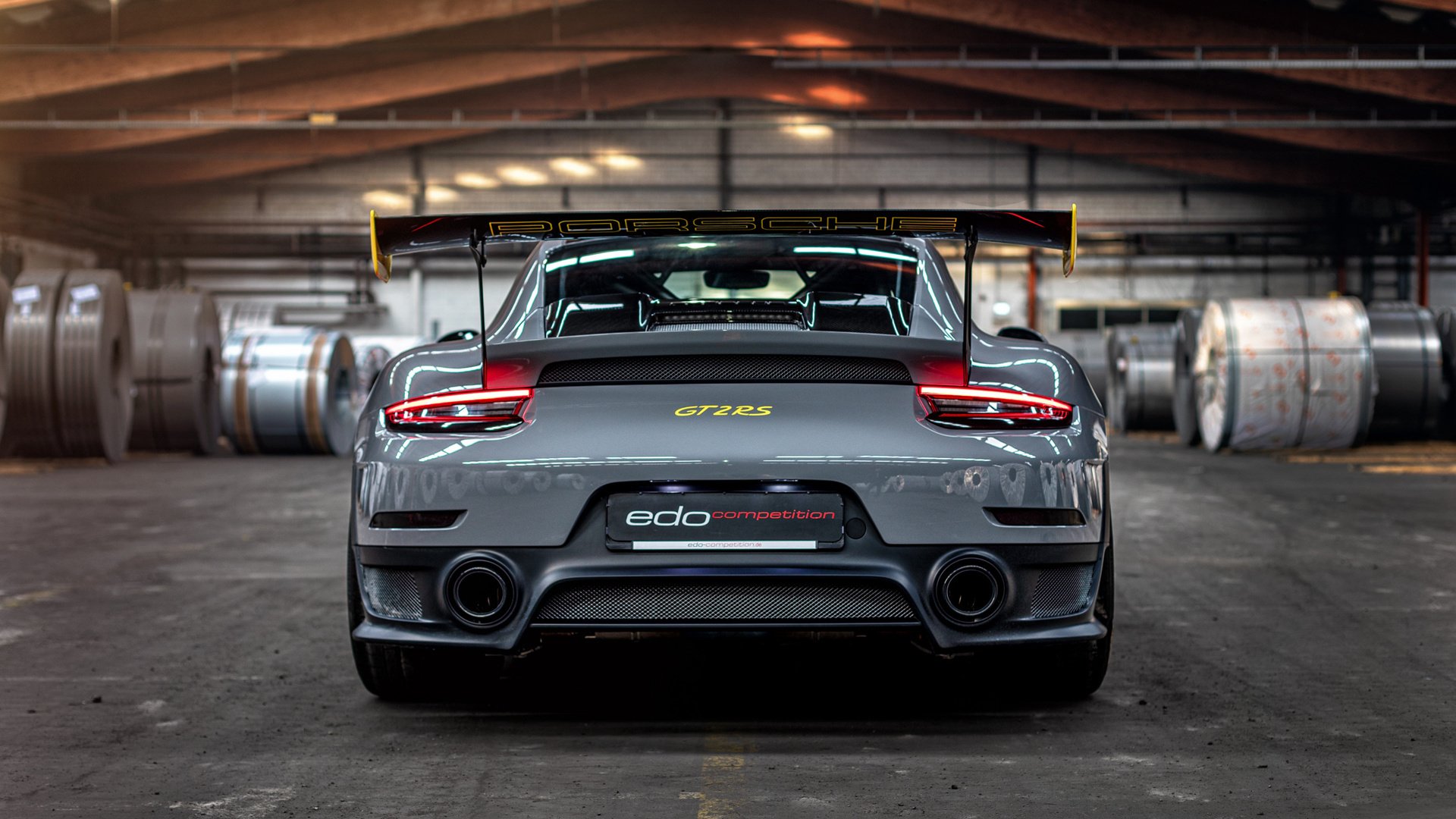 巴黎圣日耳曼完胜主场,提前锁定法甲冠军