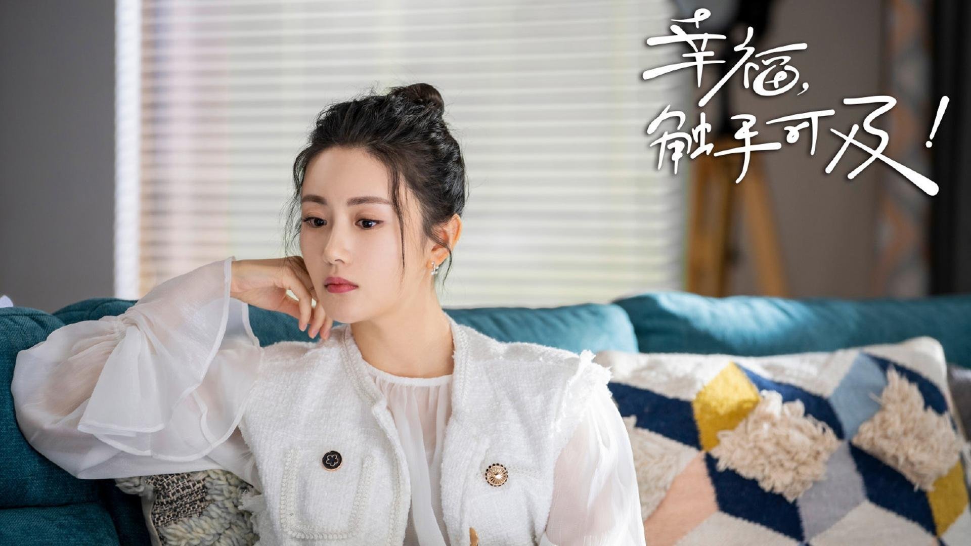 下载乐鱼体育APP-特色足球商品在国际市场稳步扩大，推动体育产业出口，足球特色展示